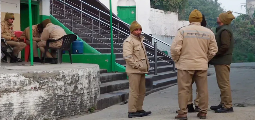 Sambhal Violence: मस्जिद से अपील...संभल में हुई घटना पर अफसोस, अब खोल लीजिए दुकान