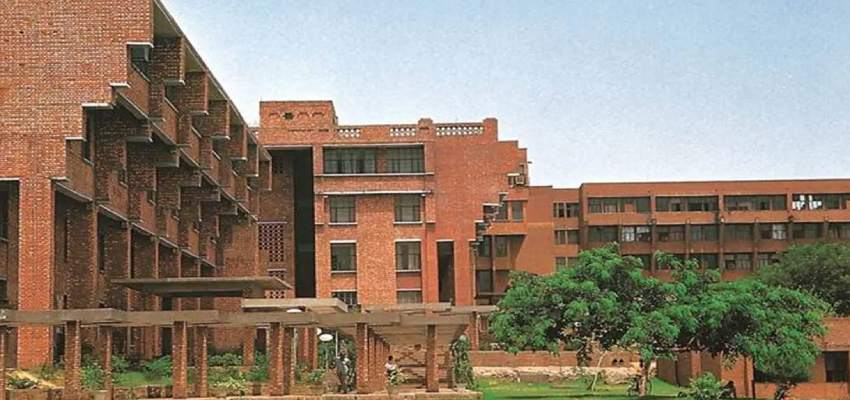 RTI की रिपोर्ट में हुआ खुलासा, JNU में हुए यौन उत्पीड़न के इतने मामले आए सामने