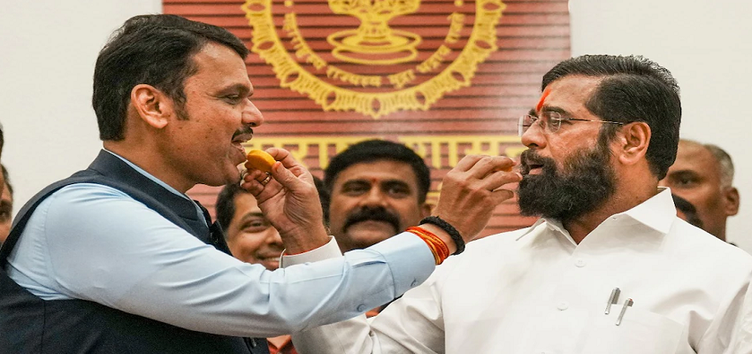 Maharashtra CM News:  सीएम की कुर्सी पर सस्पेंस बरकरार, एकनाथ शिंदे के गांव जाने से क्यों बढ़ी सियासी हलचल?