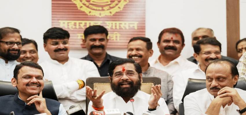 “हम मिलकर सरकार चलाएंगे”, कल फडणवीस लेंगे सीएम पद की शपथ, एकनाथ शिंदे को लेकर गहराया सस्पेंस