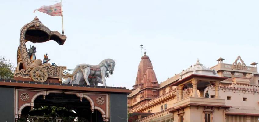 UP: मथुरा में आज हाईअलर्ट, श्रीकृष्ण जन्मस्थान से संदिग्ध महिला के गिरफ्तारी के बाद जांच  में जुटी पुलिस