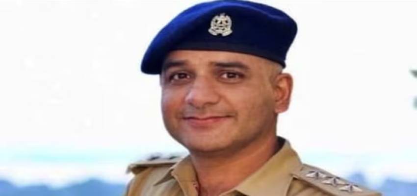 ACP मोहसिन खान पर IIT की छात्रा ने रेप का लगाया आरोप, जांच में कई चौंकाने वाले खुलासे