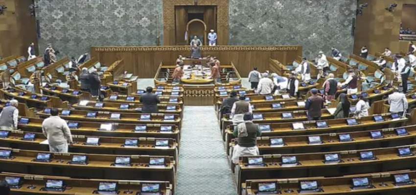 Winter Session 2024: लोकसभा में आज पेश होगा 'वन नेशन वन इलेक्शन' बिल, बीजेपी सांसदों को व्हिप जारी