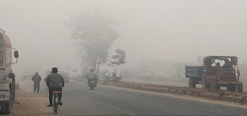 UP Weather: वेस्टर्न डिस्टर्बेंस के कारण मौसम लेगा करवट, ठिठुरन के साथ होगी बारिश