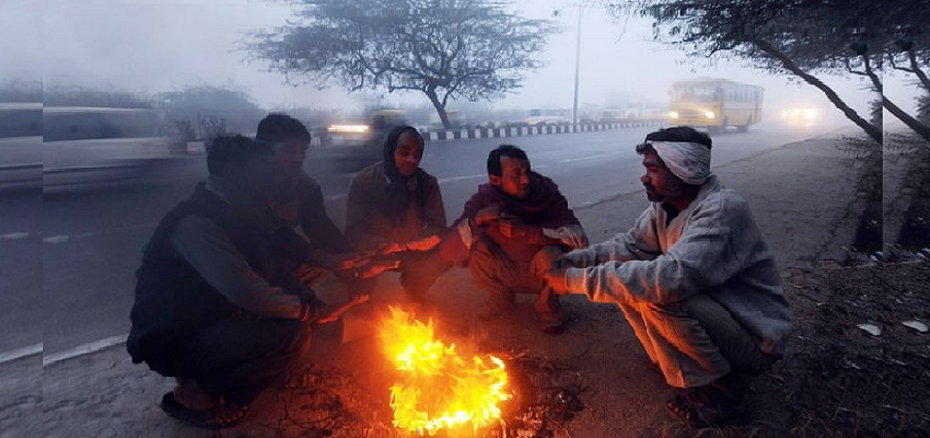 Delhi Weather: राजधानी दिल्ली में आज बारिश के आसार, तापमान में होगी गिरावट