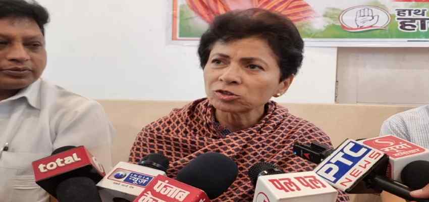 किसानों की मांगों को लेकर केंद्र सरकार पर बरसी कुमारी शैलजा, कहा- केंद्र ही देगा एमएसपी को कानूनी दर्जा