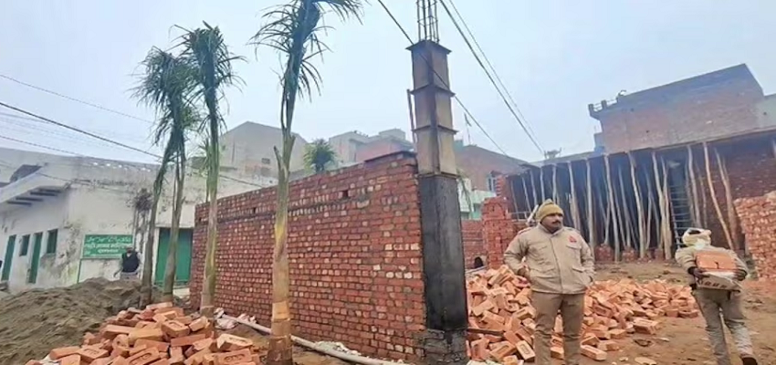 संभल में जामा मस्जिद के पास सात दिन में बनी पुलिस चौकी, 14 फीट ऊंची दीवारें खड़ी