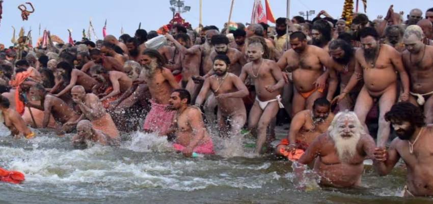 Mahakumbh 2025: महाकुंभ के पहले दिन बन रहे ये शुभ संयोग, जानें कब होगा शाही स्नान?