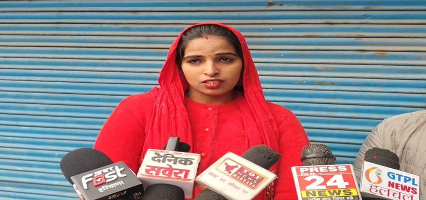 HARYANA NEWS: बेटी के लिए छलका मां का दर्द, अधिकारियों से लगाई गुहार, जानें क्या है पूरा मामला