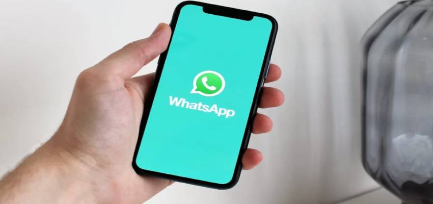 WhatsApp पर मिलेगा Instagram जैसा धांसू फीचर, इन यूजर्स को मिलेगा पहले अपडेट