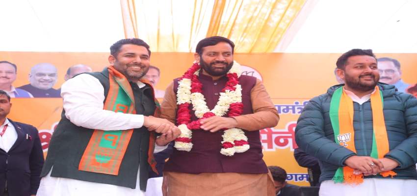 ‘केजरीवाल तो तिहाड़ से छुट्टी पर आया, आठ फ़रवरी को चला जाएगा वापस’ दिल्ली में सीएम सैनी ने भरी हुंकार