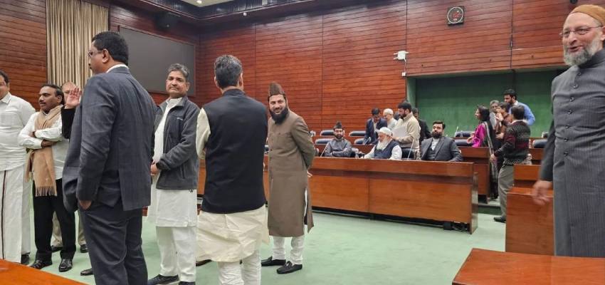 वक्फ संशोधन विधेयक पर JPC बैठक में बवाल, 10 विपक्षी सांसद सस्पेंड