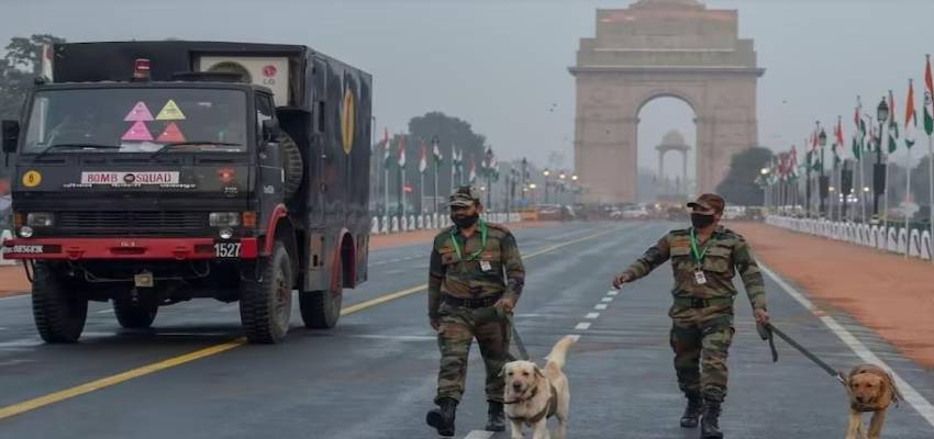 Republic Day 2025: 6 लेयर की सिक्योरिटी के साथ 15 हजार जवानों की तैनती, गणतंत्र दिवस पर किले में तब्दील हुई दिल्ली