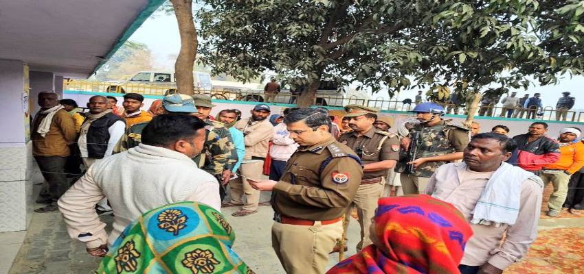 मिल्कीपुर उपचुनाव में 11 बजे तक 30% वोटिंग, सपा ने पुलिस पर लगाए गंभीर आरोप
