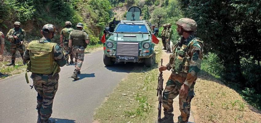 Jammu Kashmir: भारतीय सेना ने 7 आतंकियों को मार गिराया, कुख्यात BAT का आतंकी भी ढेर