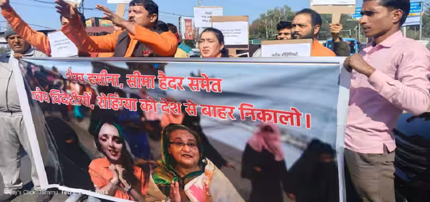 हथकड़ी में भारतीयों के डिपोर्ट पर शिवसेना भड़की, सीमा हैदर और शेख हसीना को वापस भेजने की उठाई मांग