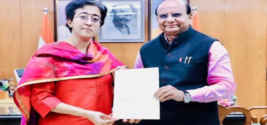 'आपको यमुना मैया का श्राप लगा है', इस्तीफा देने पहुंचीं आतिशी पर LG वीके सक्सेना  ने कसा तंज