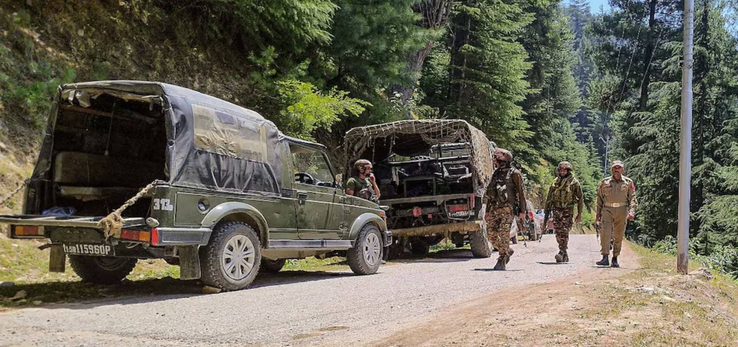 Jammu Kashmir: LoC के केरी बट्टल इलाके में IED ब्लास्ट, दो जवान शहीद