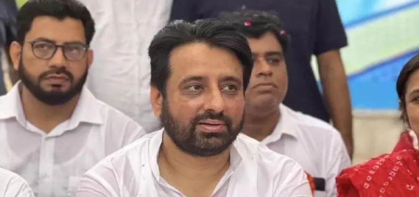 AAP विधायक अमानतुल्लाह खान को बड़ी राहत, कोर्ट ने गिरफ्तारी पर लगाई रोक