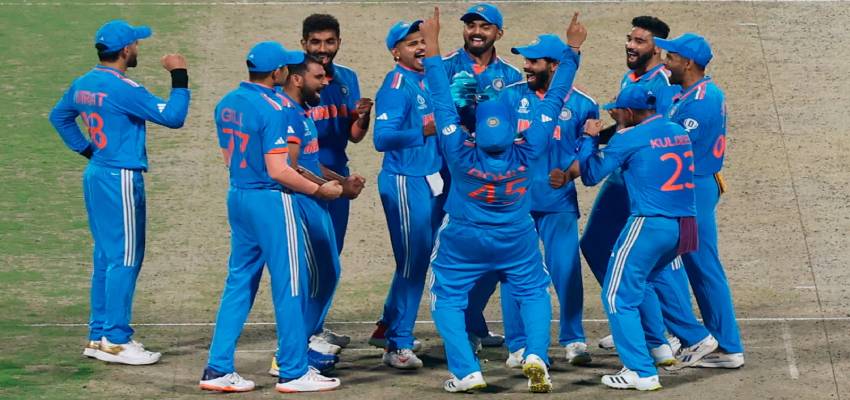 5 स्पिनरों के चयन पर अश्विन ने उठाए सवाल, चैंपियंस ट्रॉफी को लेकर रोहित शर्मा को चेताया!