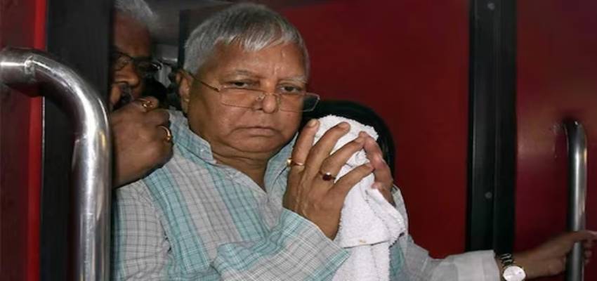 “कुंभ का कहां कोई मतलब फालतू है”, दिल्ली रेलवे स्टेशन हादसे पर लालू यादव ने दिया विवादित बयान