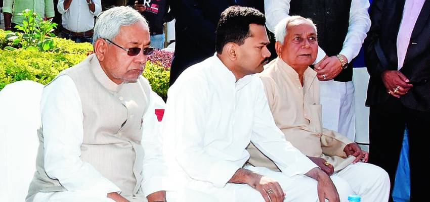 Bihar Politics: 'बिहार करे पुकार...आइए निशांत कुमार', CM नीतीश कुमार के बेटे की राजनीति एंट्री तय?