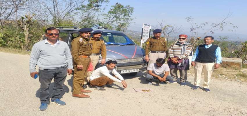 सोने की नकली ईट देकर बुजुर्ग से दो लाख की ठगी,  पुलिस ने दो आरोपी किया गिरफ्तार