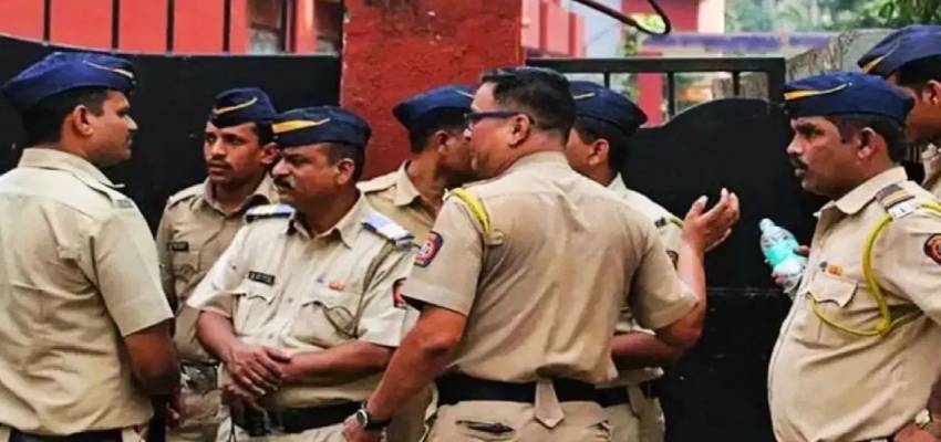 Maharashtra: केंद्रीय मंत्री की बेटी सहित कई लड़कियों के साथ छेड़छाड़, एक युवक गिरफ्तार