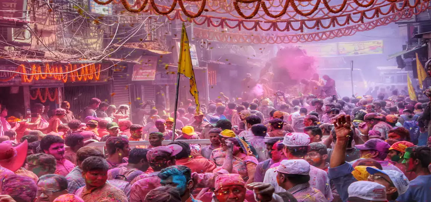 ब्रज की होली में मुस्लिमों की एंट्री रोकने की मांग, BJP विधायक बोले- जो सनातन न माने, वे...