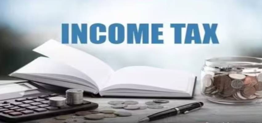 फोन से लेकर कंप्यूटर तक, अब इनकम टैक्स विभाग चेक करेगा आपके सोशल मीडिया अकाउंट्स