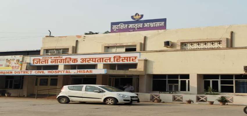 Haryana Road Accident: हिसार में बेकाबू होकर पेड़ से टकराई कार, 4 दोस्तों की मौके मौत