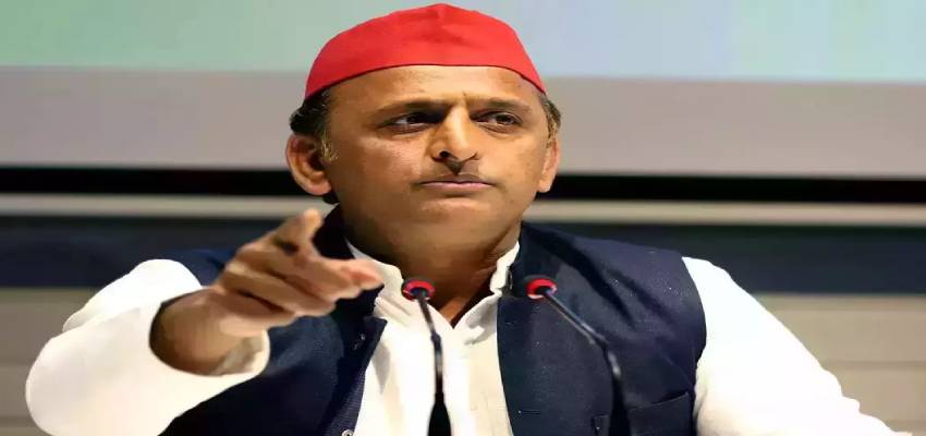 ईद पर अखिलेश यादव को याद आई 'Emergency', आखिर क्या है पूरा माजरा?