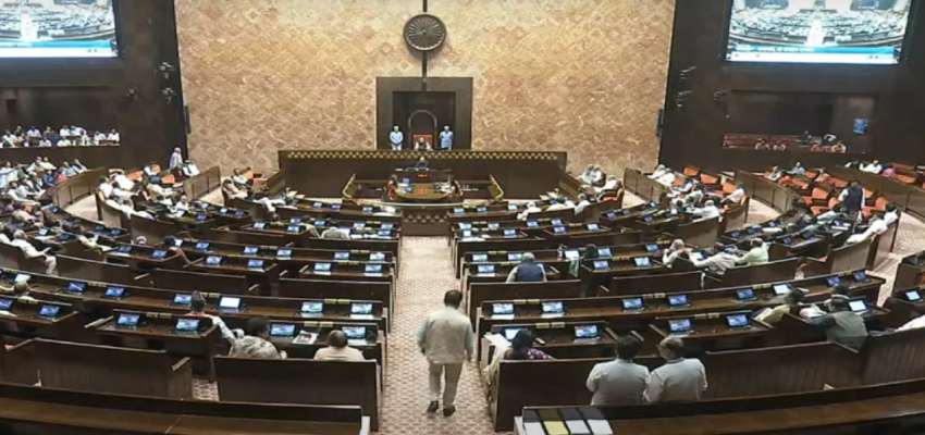 लोकसभा के बाद राज्यसभा में पास हुआ वक्फ संशोधन विधेयक, कानून बनने से बस एक कदम दूर