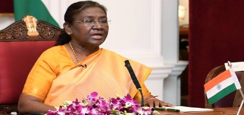 कानून बना वक्फ संशोधन विधेयक, राष्ट्रपति द्रौपदी मुर्मू ने दी मंजूरी