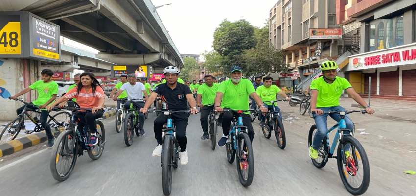 मनसुख मंडाविया ने ‘फिट इंडिया संडे ऑन साइकिल’ के लिए करीब 4000 साइकिल चालकों का किया नेतृत्व, हरियाणा के सीएम ने फिटनेस के लिए साइकिल चलाई