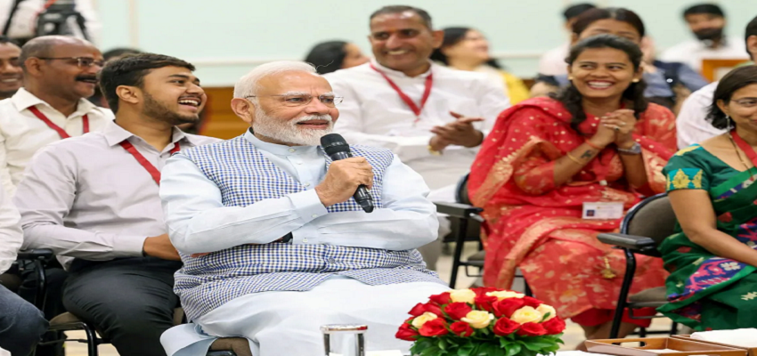 PM Mudra Yojana के लाभार्थियों से प्रधानमंत्री ने की बातचीत, जानें आप कैसे उठा सकते हैं इस योजना का लाभ