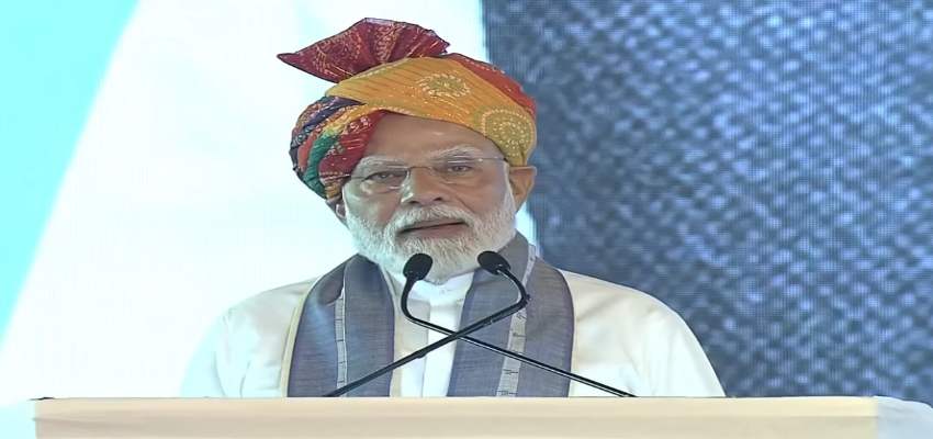 पीएम मोदी ने हिसार-अयोध्या की फ्लाइट को दिखाई हरी झंडी, कहा- निरंतर विकास, तेज विकास यही भाजपा सरकार का मंत्र है