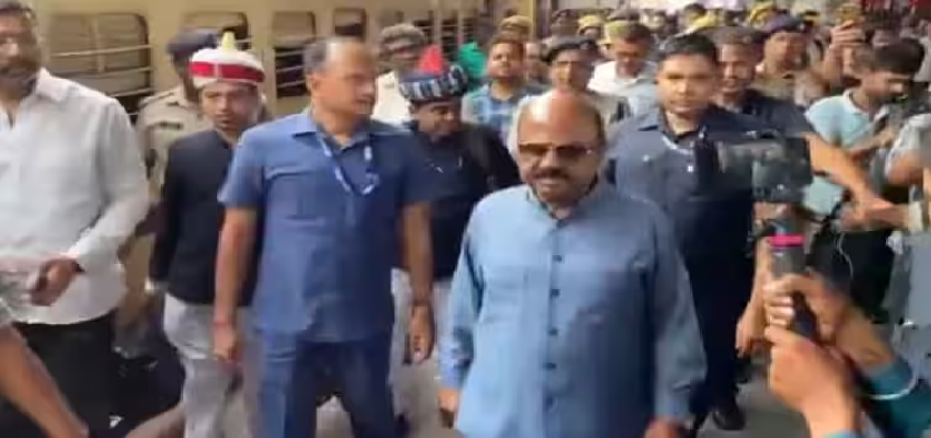 CM की अपील दरकिनार कर मालदा पहुंचे राज्यपाल, हिंसा से प्रभावित लोगों से राहत कैंप में करेंगे बातचीत