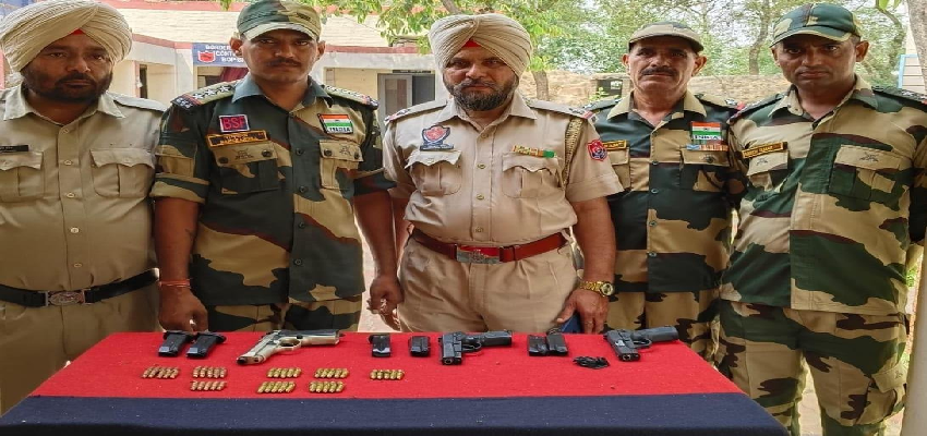 BSF-Punjab Police: अमृतसर में बड़ी आतंकी साजिश नाकाम, BSF-पंजाब पुलिस की छापेमारी में हथियारों की भारी खेप बरामद