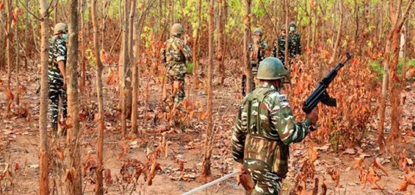 Chhattisgarh: ऑपरेशन संकल्प के तहत सुरक्षाबलों को मिली बड़ी सफलता,  15 नक्सलियों को किया ढेर