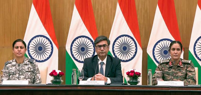 कर्नल सोफिया कुरैशी ने पाकिस्तान को किया बेनकाब, PAK के झूठे दावों की खोली पोल