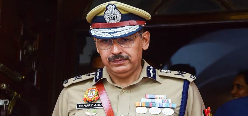 अब वर्दी में रील बनाने वाले पुलिस वालों की खैर नहीं, जारी की गई चेतावनी