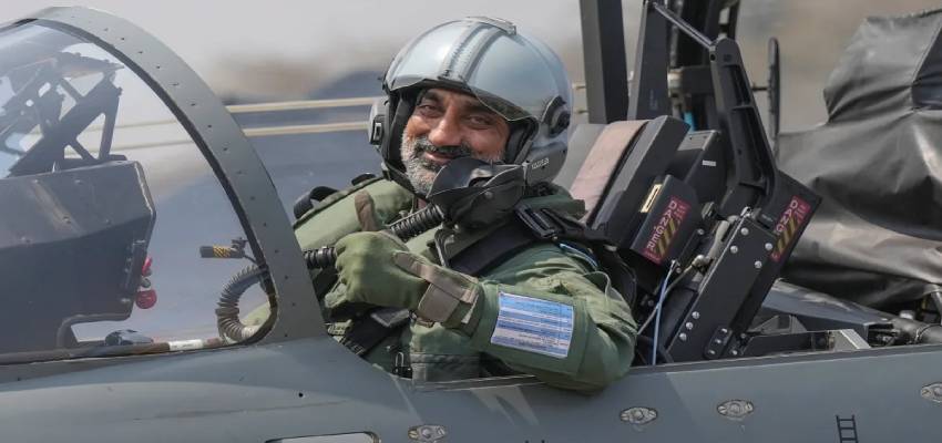 'एक बार हमने जो कमिट कर लिया उसके बाद...”, वायुसेना प्रमुख एपी सिंह ने पाकिस्तान को चेताया