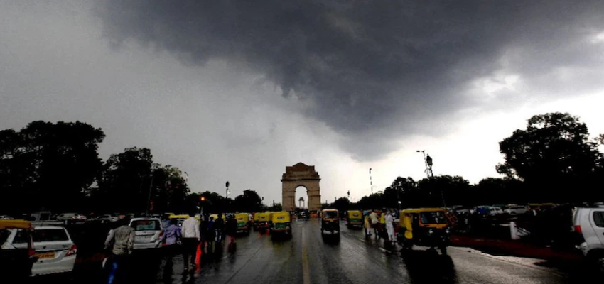 Delhi Weather: 70 KM की स्पीड से चलेंगी हवाएं, गरज-चमक के साथ बारिश, दिल्ली में आज ऑरेंज अर्लट जारी