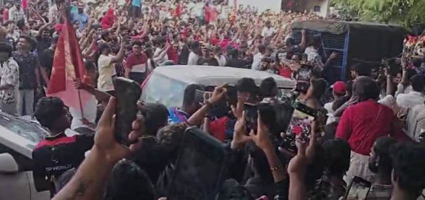 Chinnaswamy Stadium Stampede: RCB  के जश्न पर लगा दाग!, विक्ट्री परेड के दौरान हुई भगदड़ में 11 लोगों की मौत, पीएम मोदी ने जताया दुख