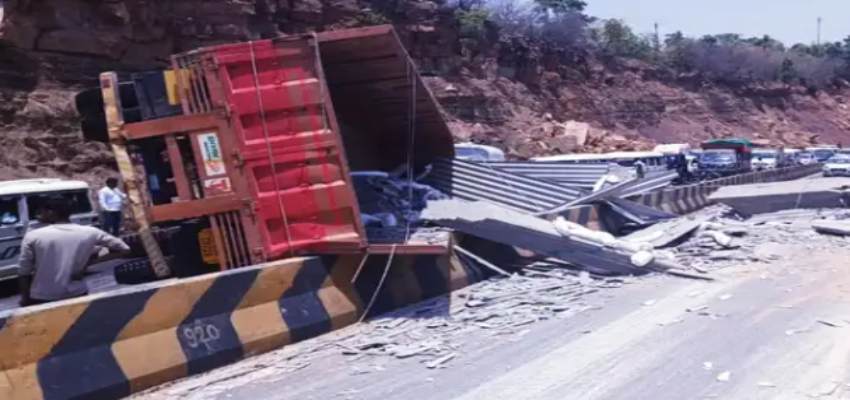 मध्य प्रदेश के रीवा में भीषण सड़क हादसा, ऑटो सवार 7 यात्रियों की मौत, कई घायल