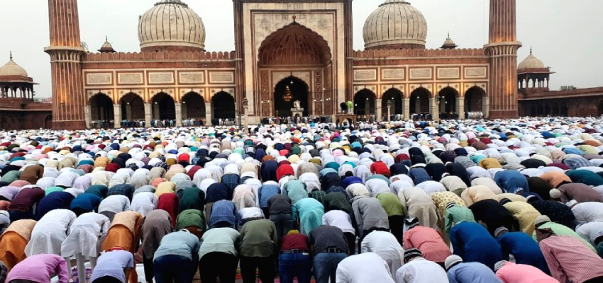 Eid al-Adha 2025: जामा मस्जिद में नमाज के साथ शुरू हुआ त्योहार, देश में सुरक्षा चाक-चौबंद
