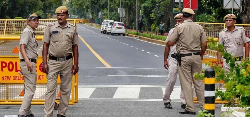 दिल्ली-NCR में प्रशासन की सख्ती, नोएडा में लागू हुई धारा-163