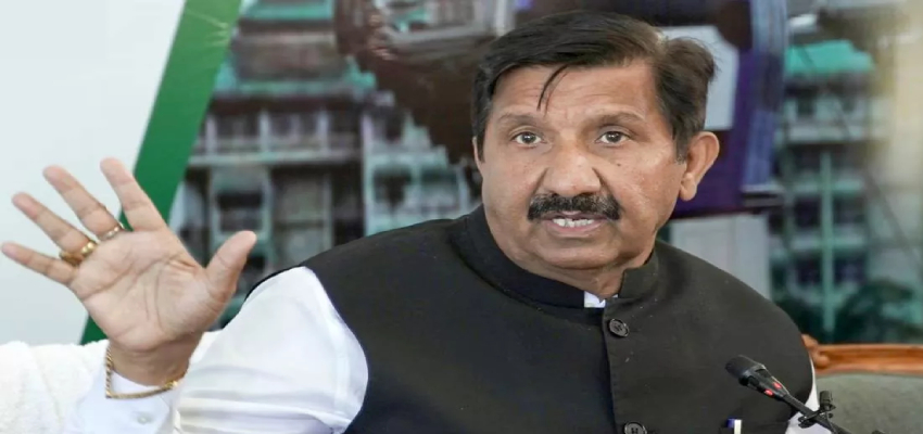 'इस बार तलवार किसी पॉलिटिशियन पर चलेगी...', उपमुख्यमंत्री और विधायक को सोशल मीडिया पर मिली जान से मारने की धमकी