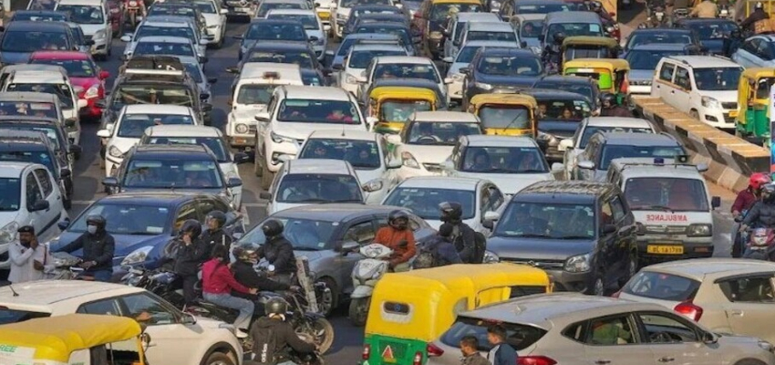दिल्ली में 1 जुलाई से 62 लाख वाहनों पर पेट्रोल-डीजल बैन, सख्त निगरानी का ये है प्लान